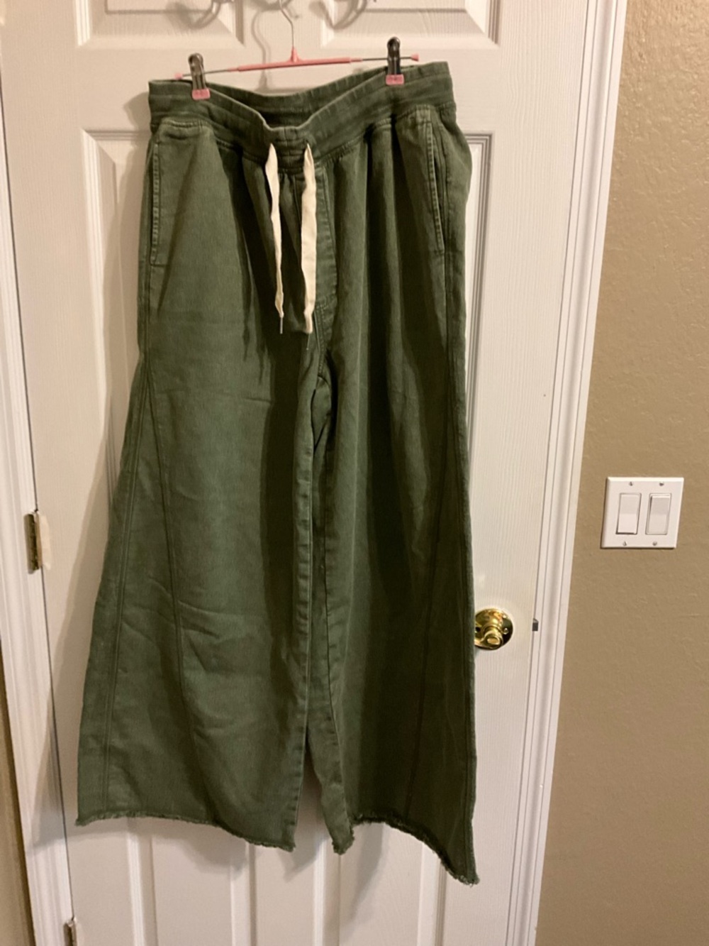 aerie olive green frayed-hem wide-leg pants